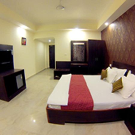 Anurag Hotel คาตรา ภายนอก รูปภาพ