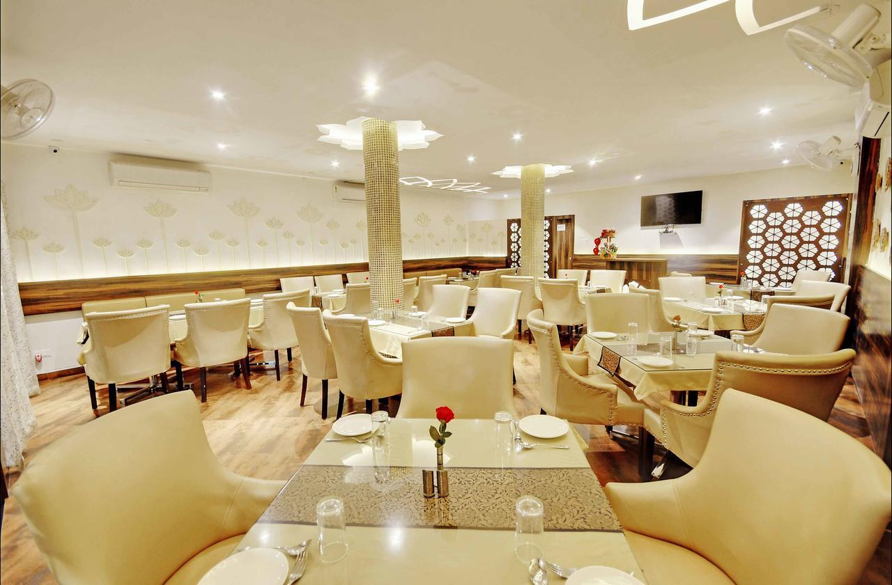 Anurag Hotel คาตรา ภายนอก รูปภาพ